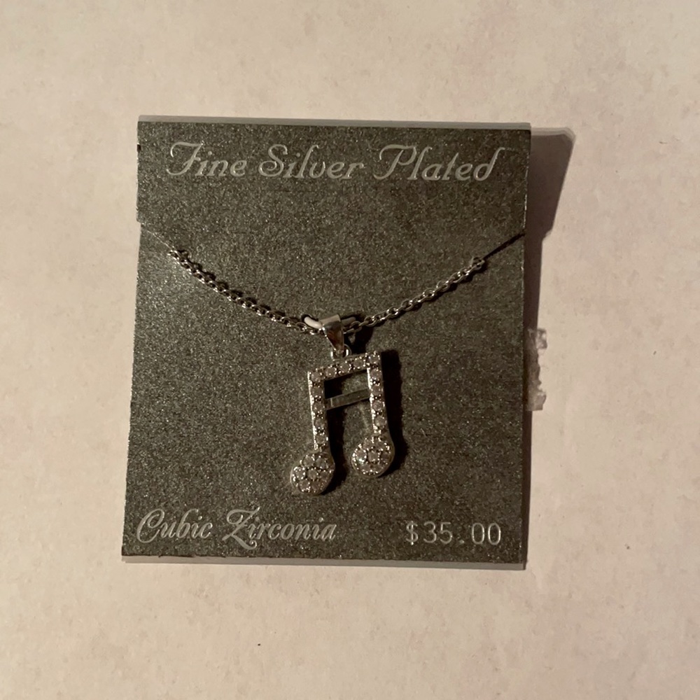 Music note necklace